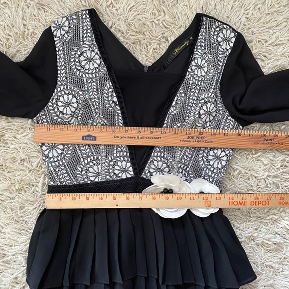 Nem Luxury design Paris womens plated dress - Picture 5 of 16